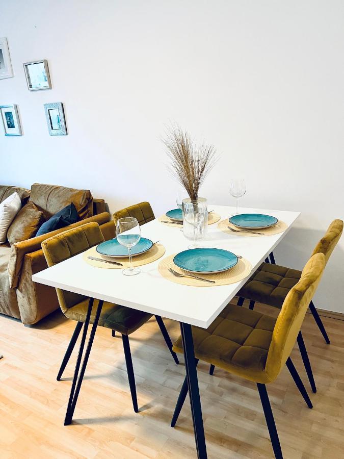 Modernes 3 Zimmer Apartment - Luise- Mit Wlan, Balkon Und Smart-Tv In City-Nahe! Erfurt Ngoại thất bức ảnh